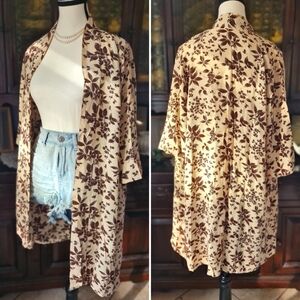 Beautiful Vintage Beige and Brown Floral Cardigan One Size